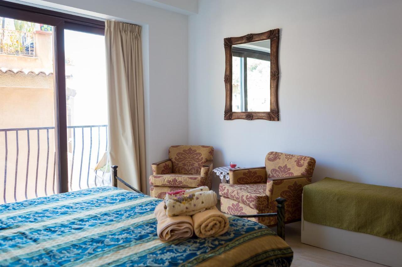B&B La Casa Gialla Taormina Dış mekan fotoğraf